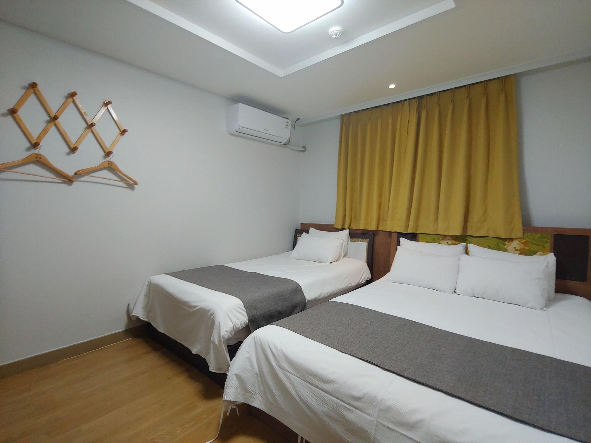 Gallery Hotel Bnb Jeju Eksteriør billede