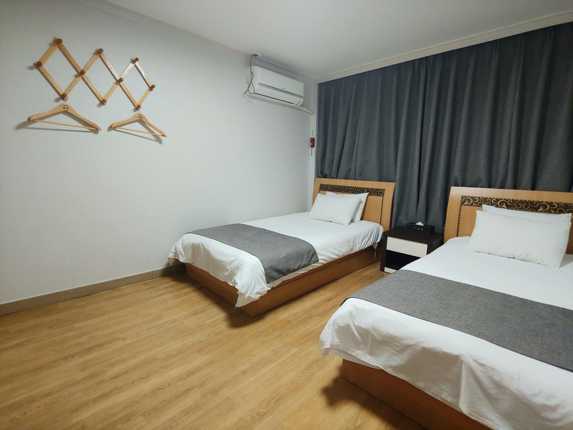 Gallery Hotel Bnb Jeju Eksteriør billede