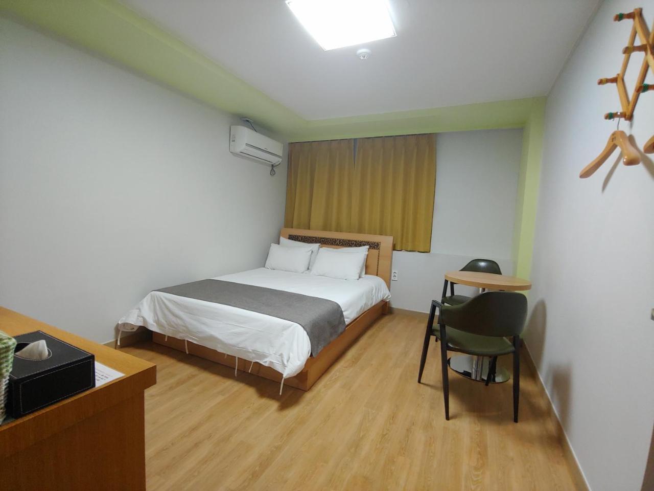 Gallery Hotel Bnb Jeju Eksteriør billede