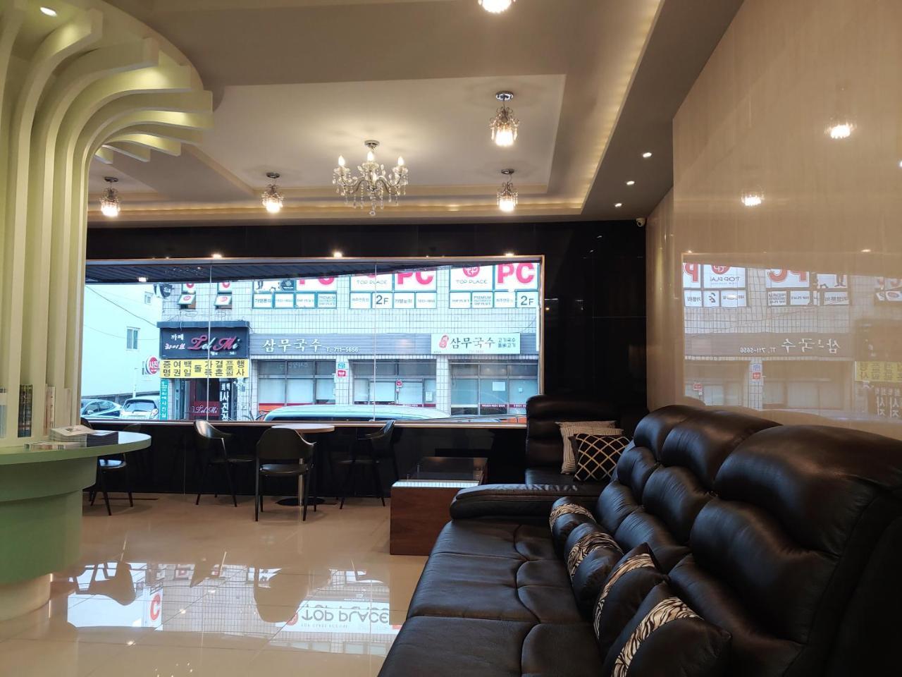 Gallery Hotel Bnb Jeju Eksteriør billede