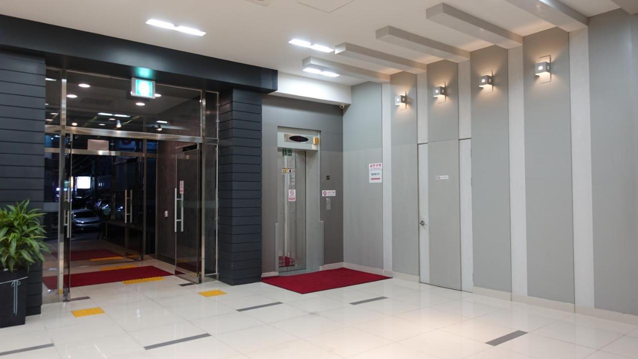 Gallery Hotel Bnb Jeju Eksteriør billede
