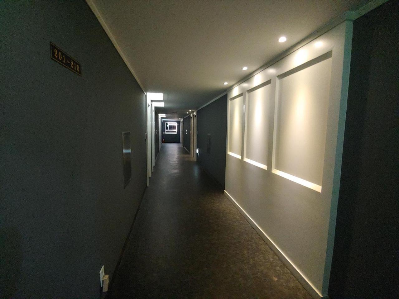 Gallery Hotel Bnb Jeju Eksteriør billede